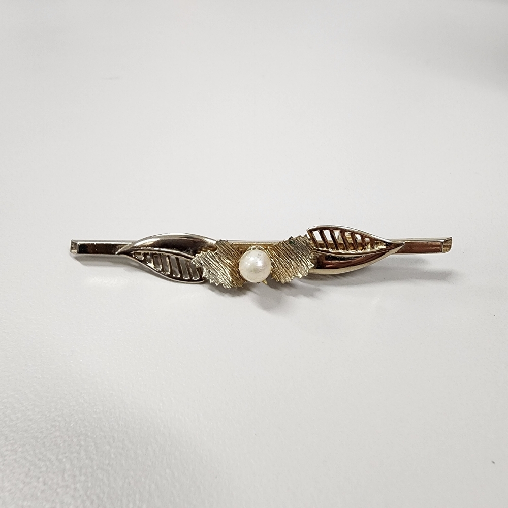 Vintage Gold Tone Mid-Century Bar Pin Brooch Faux Pearl & Textured Leaf Accents